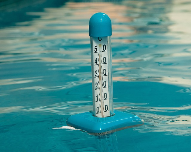 Check The Temperature Of Pool Water